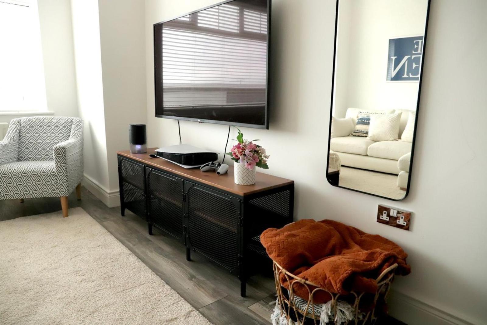 The Padora Apartment *